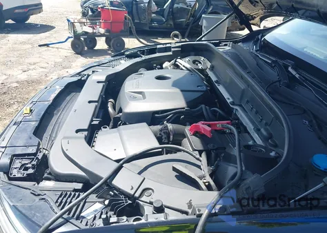 2019 Volvo Xc60 T5 Inscription из США, поврежденный, VIN LYV102DL6KB206837